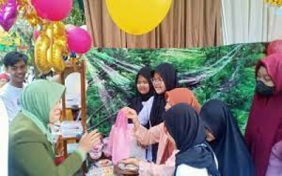 MIN 2 Kediri Sobat UMKM